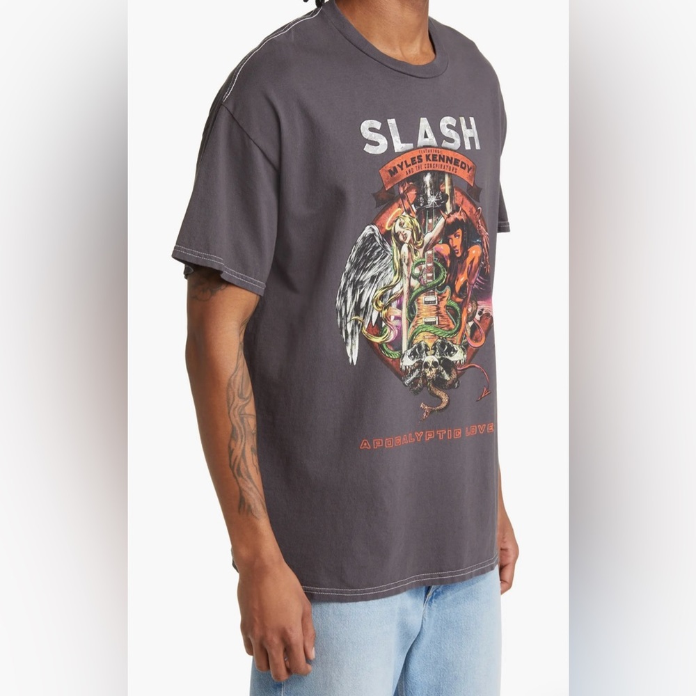 NWOT Philcos Slash Album Graphic Print Tee Shirt